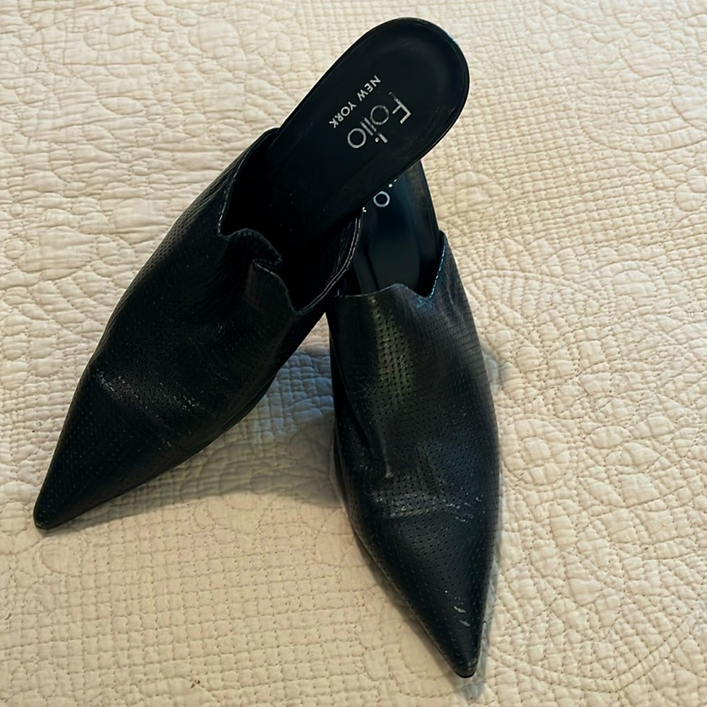 Folio new york. Soft leather mules